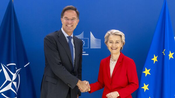 Генеральный секретарь НАТО Марк Рютте и председатель Европейской комиссии Урсула фон дер Ляйен, архивное фото - Sputnik Литва