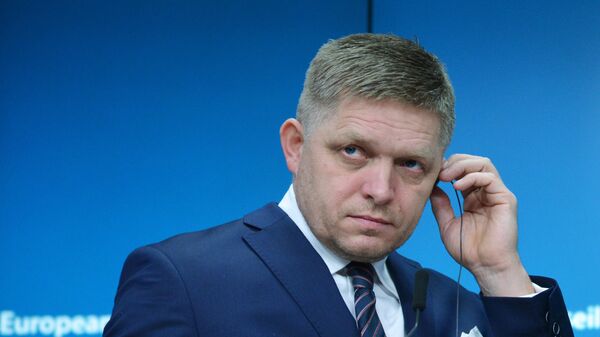 Премьер-министр Словакии Роберт Фицо - Sputnik Литва