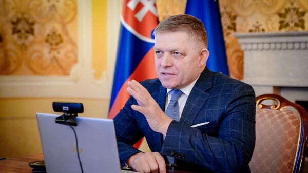 Премьер-министр Словакии Роберт Фицо - Sputnik Литва