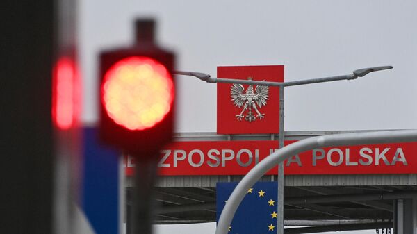 Международный пункт пропуска Брузги на границе Белоруссии и Польши - Sputnik Литва