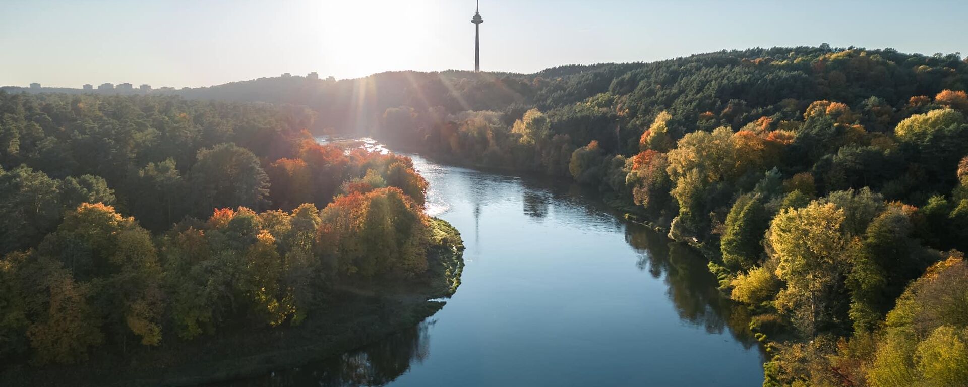 Река Нерис, архивное фото - Sputnik Литва, 1920, 19.10.2025