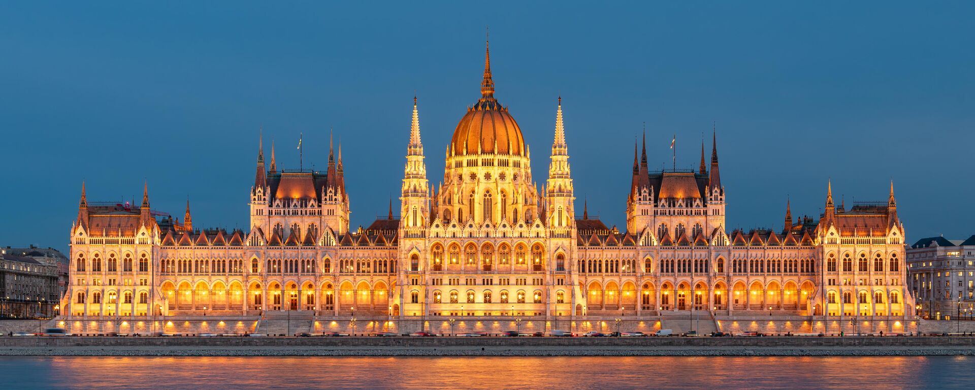 Вид на здание венгерского парламента в Будапеште, архивное фото - Sputnik Литва, 1920, 13.01.2026