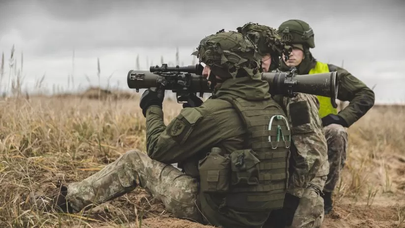 Противотанковые гранатометы Carl Gustaf, архивное фото