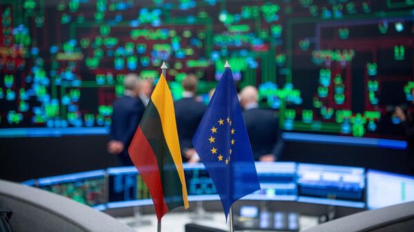 Флаги Литвы и ЕС, архивное фото - Sputnik Литва