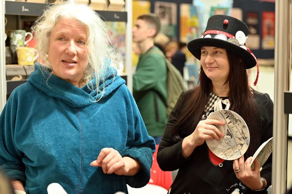 В этом году книжная ярмарка стала 25-й по счету. - Sputnik Литва