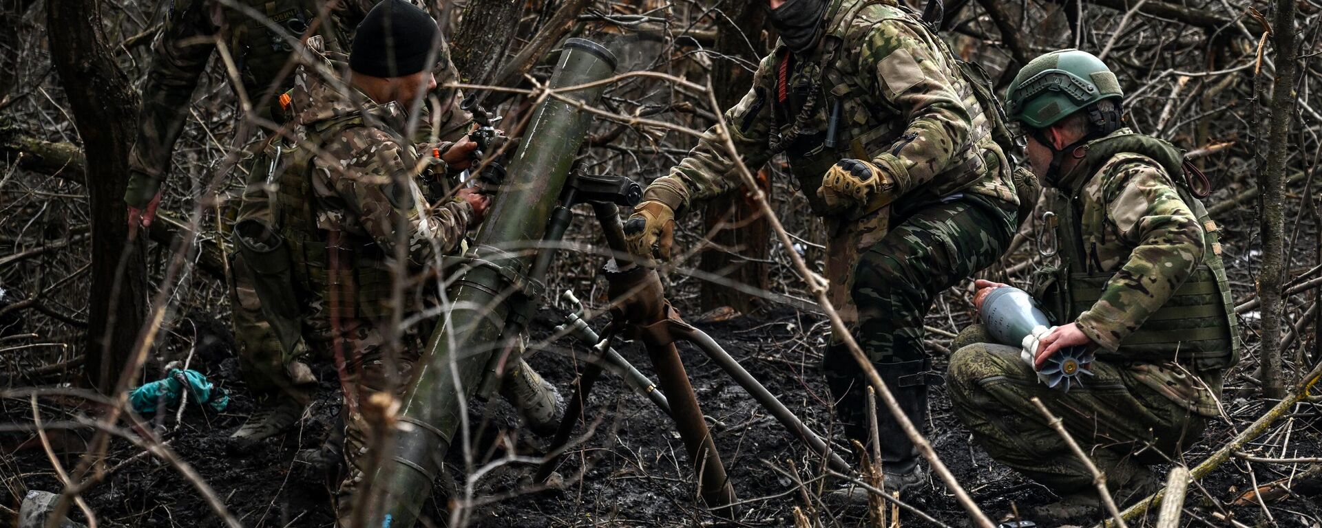 Боевая работа расчета 120-миллиметрового миномета 352-го полка группировки войск Север в Курской области. Архивное фото - Sputnik Литва, 1920, 09.03.2025