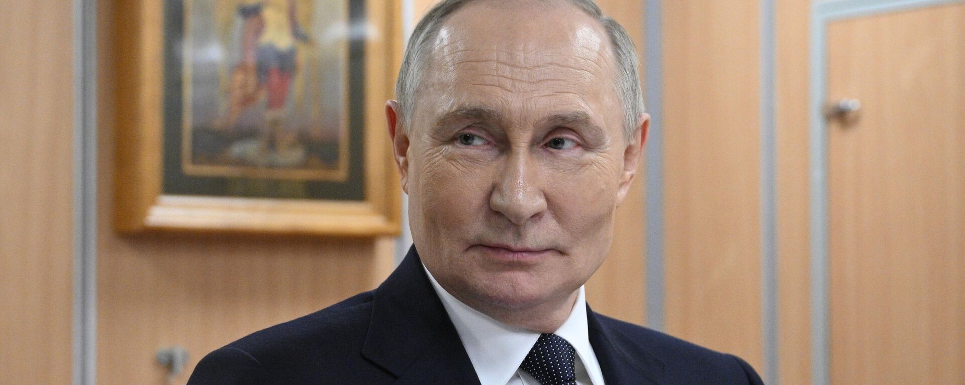 Президент России Владимир Путин - Sputnik Литва, 1920, 28.03.2025