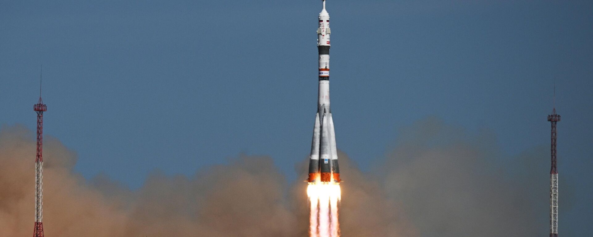 Запуск РН Союз-2.1а с кораблем Союз МС-27 с космодрома Байконур - Sputnik Литва, 1920, 08.04.2025