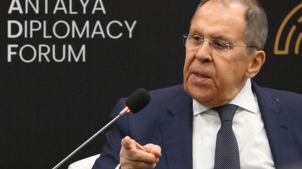 Министр иностранных дел РФ Сергей Лавров на Анталийском дипломатическом форуме - Sputnik Литва
