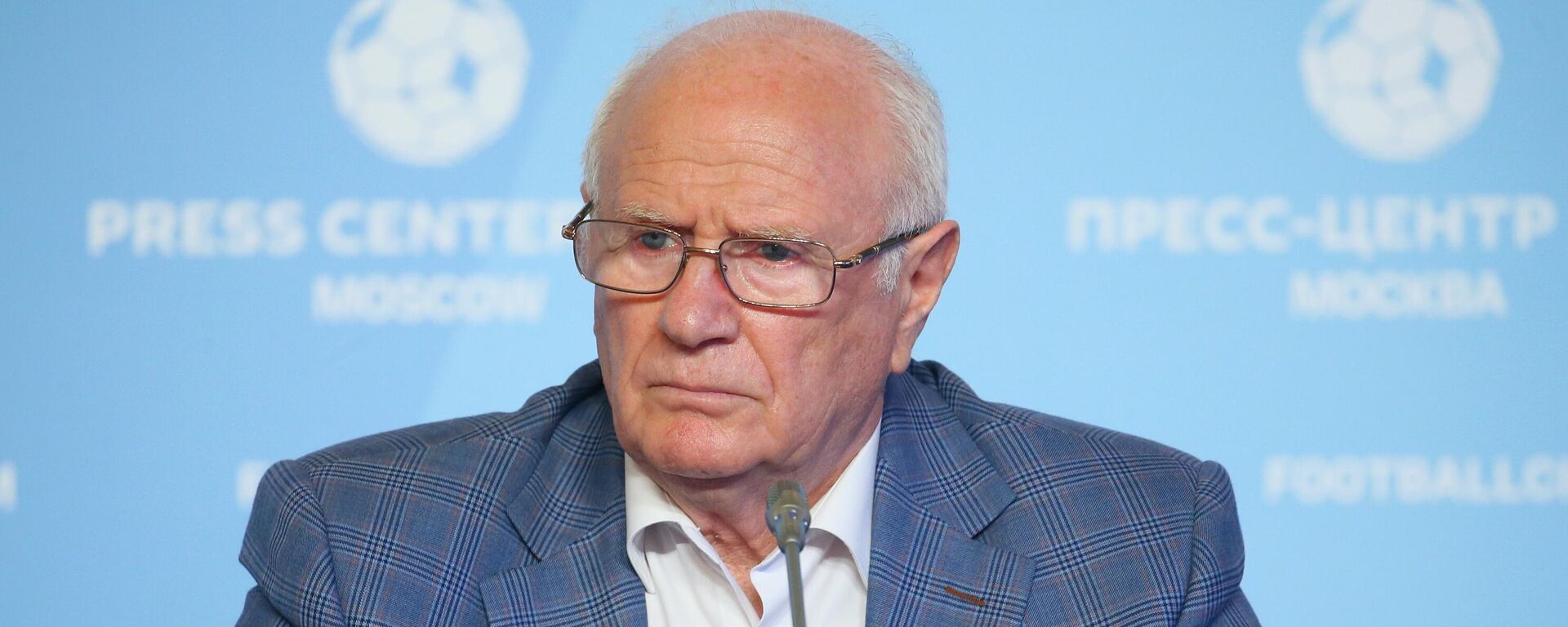 Заслуженный тренер СССР по баскетболу Евгений Гомельский, архивное фото - Sputnik Литва, 1920, 25.04.2025