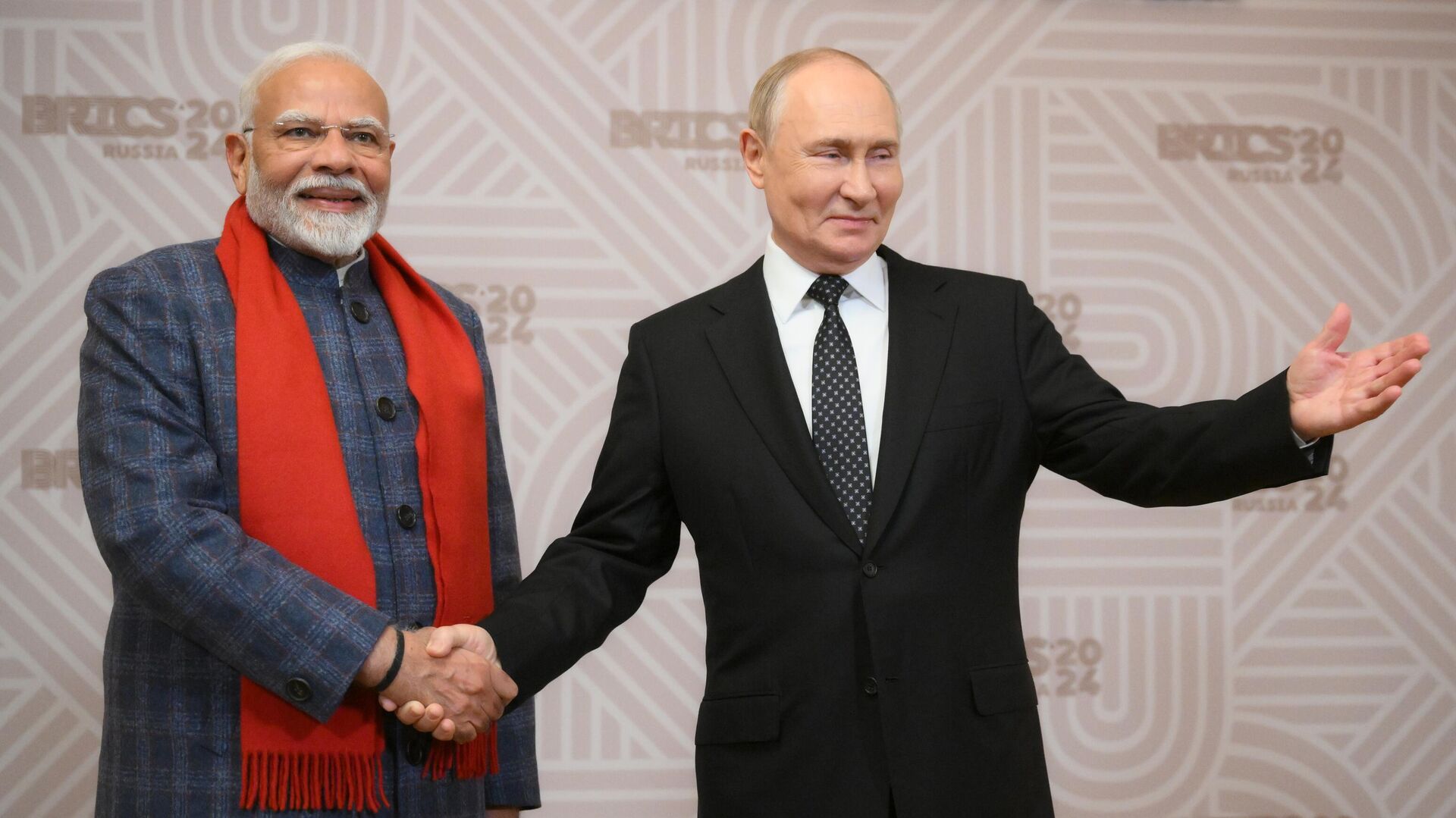 Президент РФ Владимир Путин и премьер-министр Индии Нарендра Моди, архивное фото - Sputnik Литва, 1920, 05.05.2025