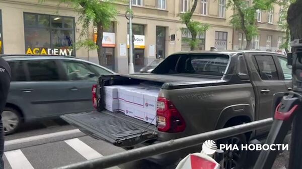 Петицию за проведение референдума об отмене санкций против России подали в канцелярию президента Словакии - Sputnik Литва