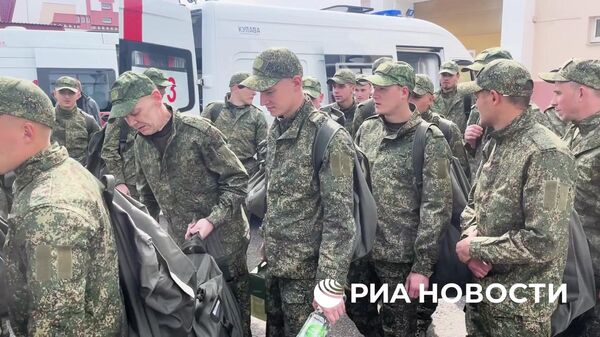 Российские военные, вернувшиеся из украинского плена - Sputnik Литва