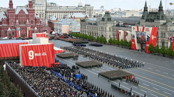 Военный парад, посвященный 80-летию Победы в Великой Отечественной войне, в Москве - Sputnik Литва