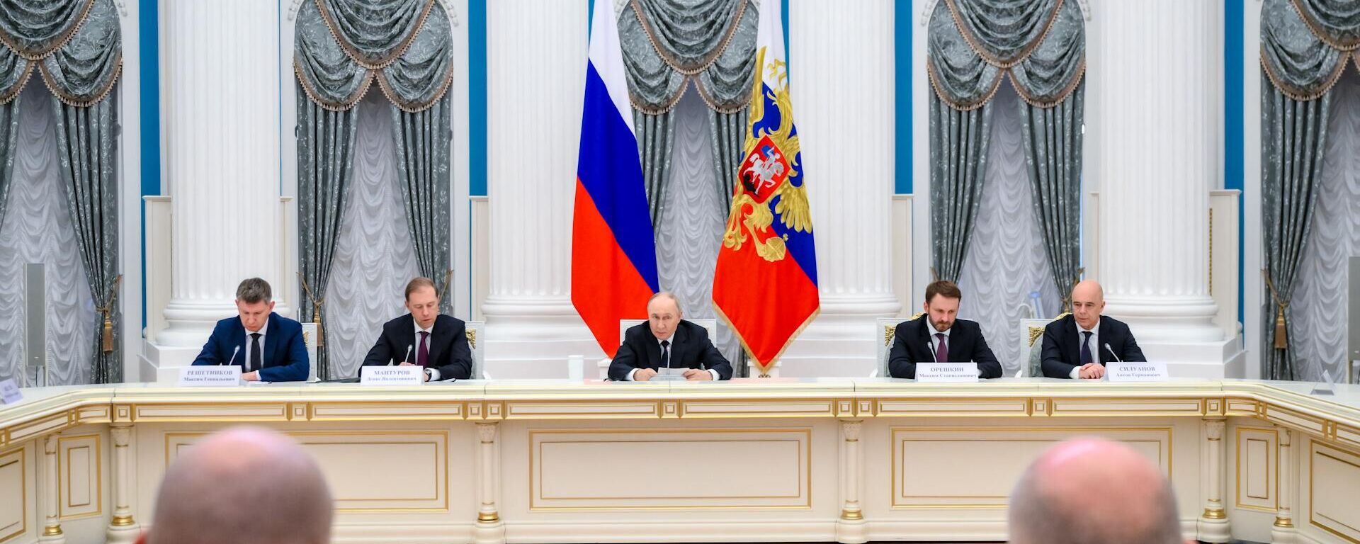 Путин о важности экономического суверенитета для России - Sputnik Литва, 1920, 26.05.2025