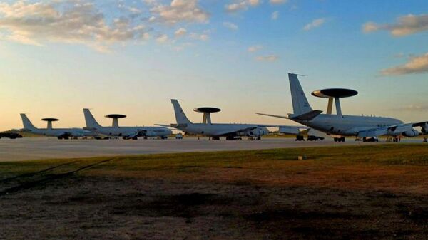 Натовские самолеты радиолокационного обнаружения AWACS в Литве - Sputnik Литва