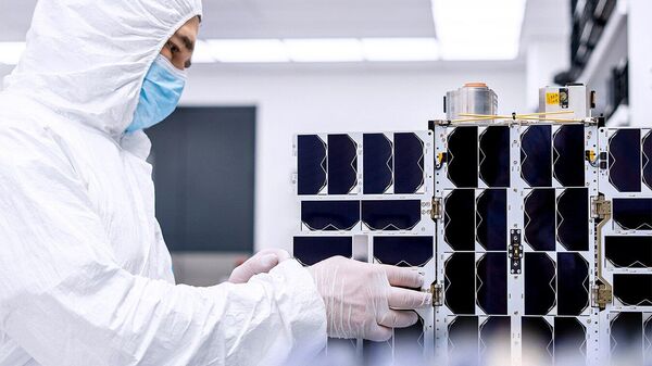 Космический спутник литовской компании NanoAvionics, архивное фото - Sputnik Литва