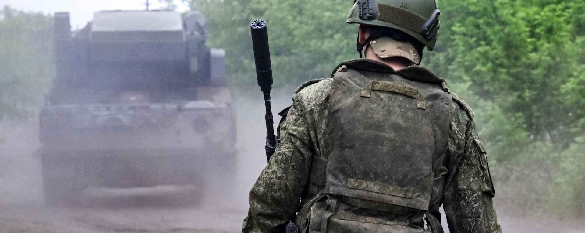 Военнослужащий армии России в зоне СВО  - Sputnik Литва, 1920, 31.07.2025