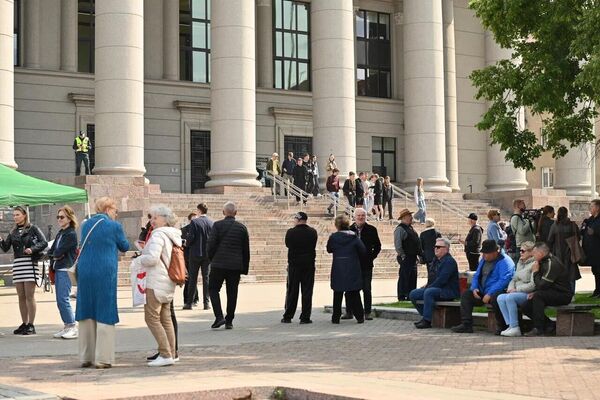 В Вильнюсе прошла акция протеста против налога на недвижимость - Sputnik Литва