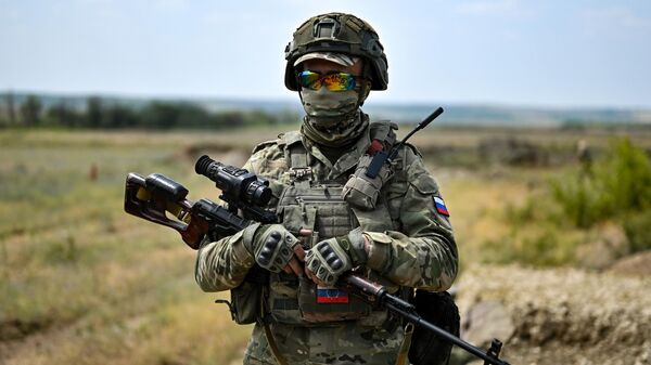 Снайпер группировки войск Центр ВС РФ в зоне СВО - Sputnik Литва