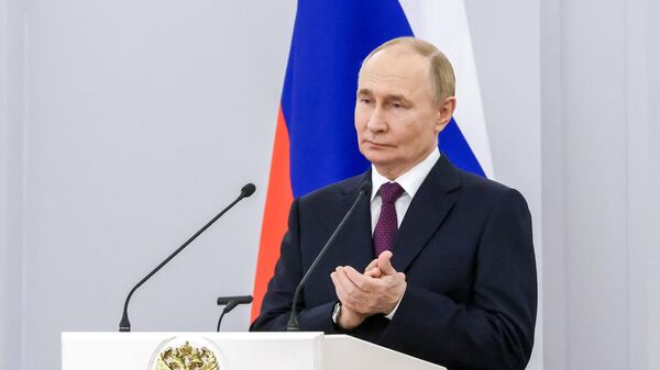 Президент РФ Владимир Путин - Sputnik Литва