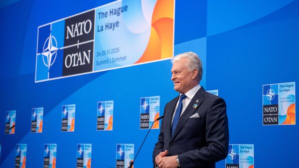 Президент Литвы Гитанас Науседа на саммите НАТО в Гааге - Sputnik Литва