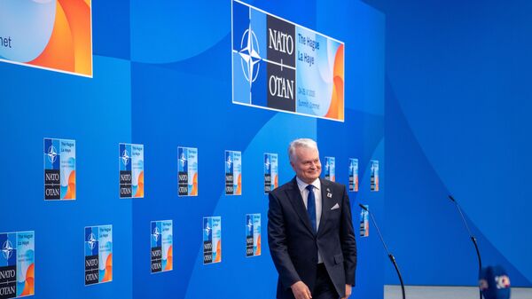 Президент Литвы Гитанас Науседа на саммите НАТО в Гааге - Sputnik Литва