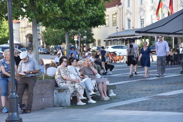 Также в программе фестиваля заявлены выступления балета и современных танцевальных театров. Также в программе фестиваля заявлены выступления балета и современных танцевальных театров. - Sputnik Литва