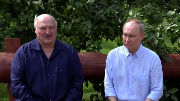 Полное видео с ответами Путина и Лукашенко на вопросы журналистов - Sputnik Литва