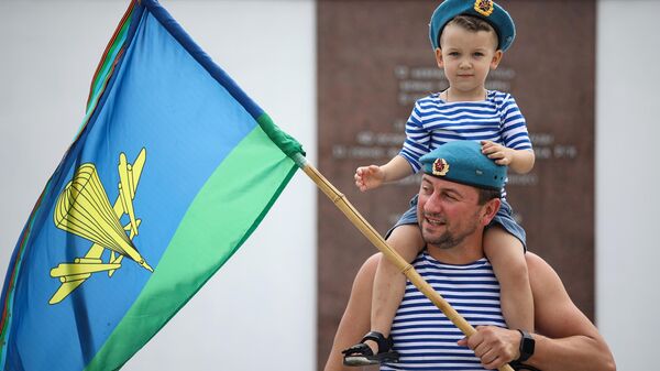 Празднование 95-й годовщины со дня образования Воздушно-десантных войск России - Sputnik Литва