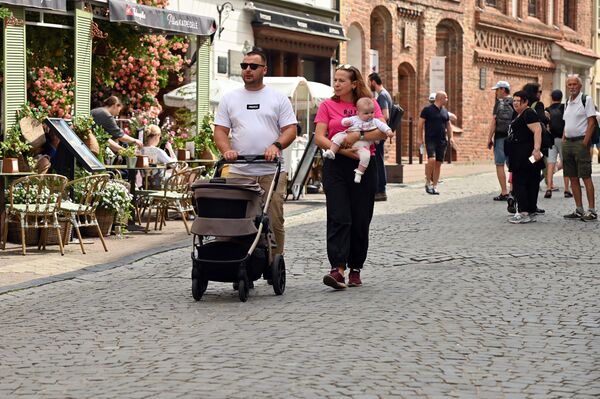 В Вильнюсе средняя месячная температура воздуха в июле достигла плюс 19 - на 0,6 градуса выше нормы. - Sputnik Литва