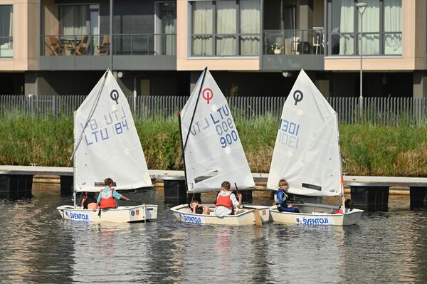 В портовой зоне прошли уроки парусного спорта, образовательные мероприятия для всей семьи.  - Sputnik Литва