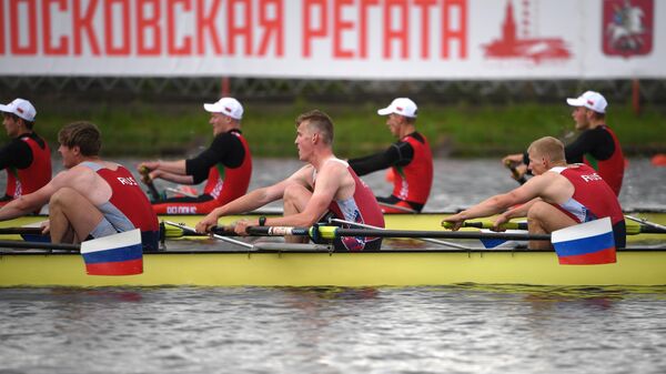 Участники соревнований по академической гребле, архивное фото - Sputnik Литва