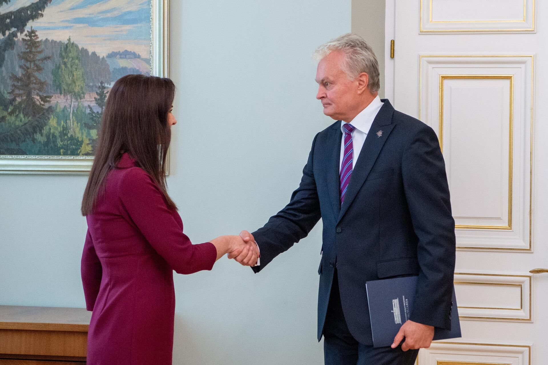 Президент Литвы Гитанас Науседа и кандидат на пост премьера Литвы Инга Ругинене - Sputnik Литва, 1920, 08.08.2025