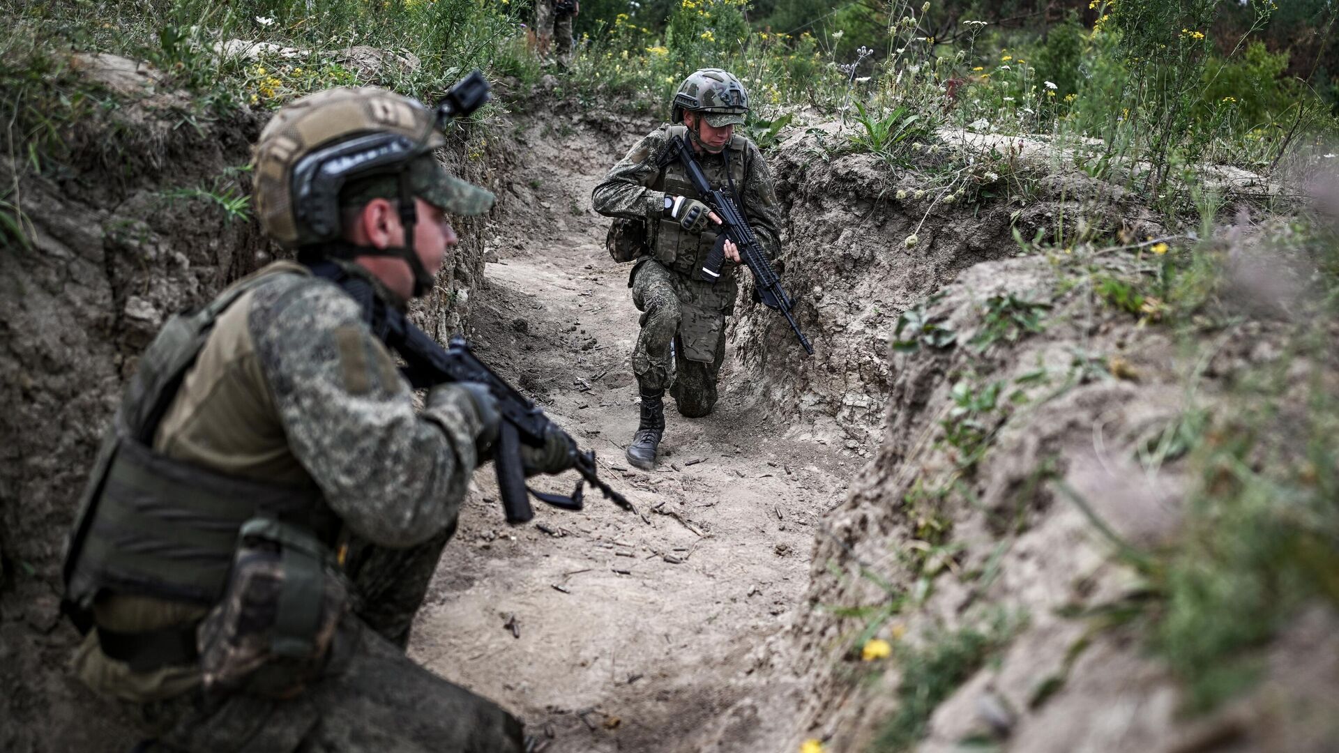 Военнослужащие армии России Военнослужащие армии России - Sputnik Литва, 1920, 09.08.2025