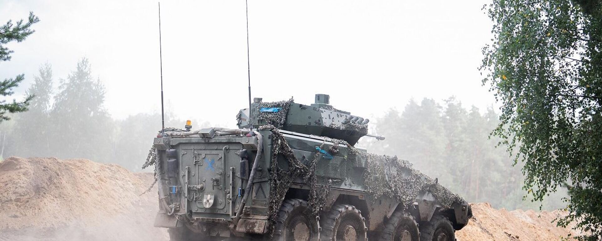 Боевая машина пехоты Vilkas Вооруженных сил Литвы, архивное фото - Sputnik Литва, 1920, 11.08.2025