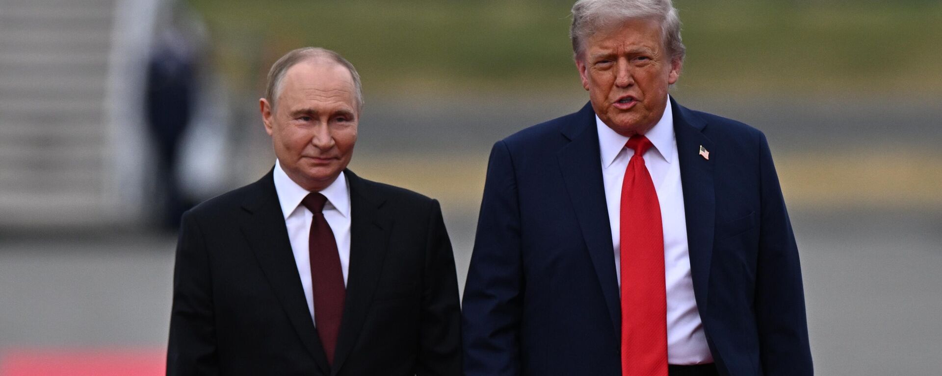 Встреча президента России Владимира Путина и президента США Дональда Трампа - Sputnik Литва, 1920, 16.08.2025