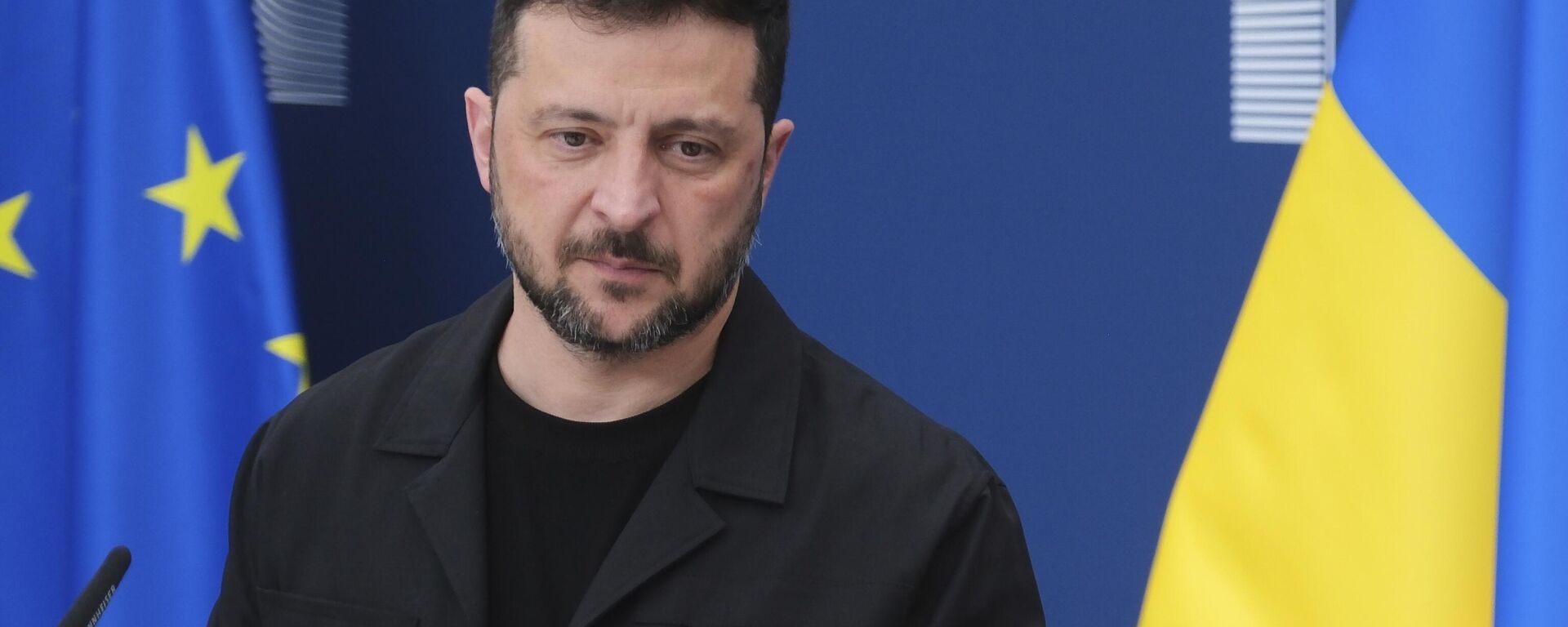 Владимир Зеленский - Sputnik Литва, 1920, 19.11.2025