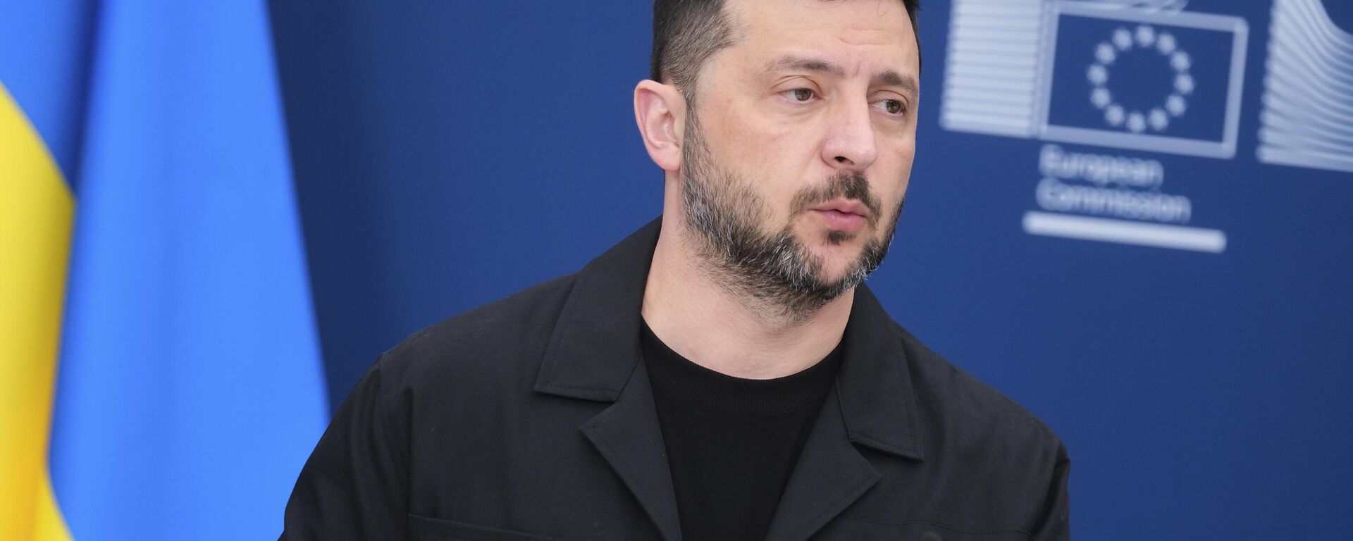 Владимир Зеленский, архивное фото - Sputnik Литва, 1920, 12.12.2025