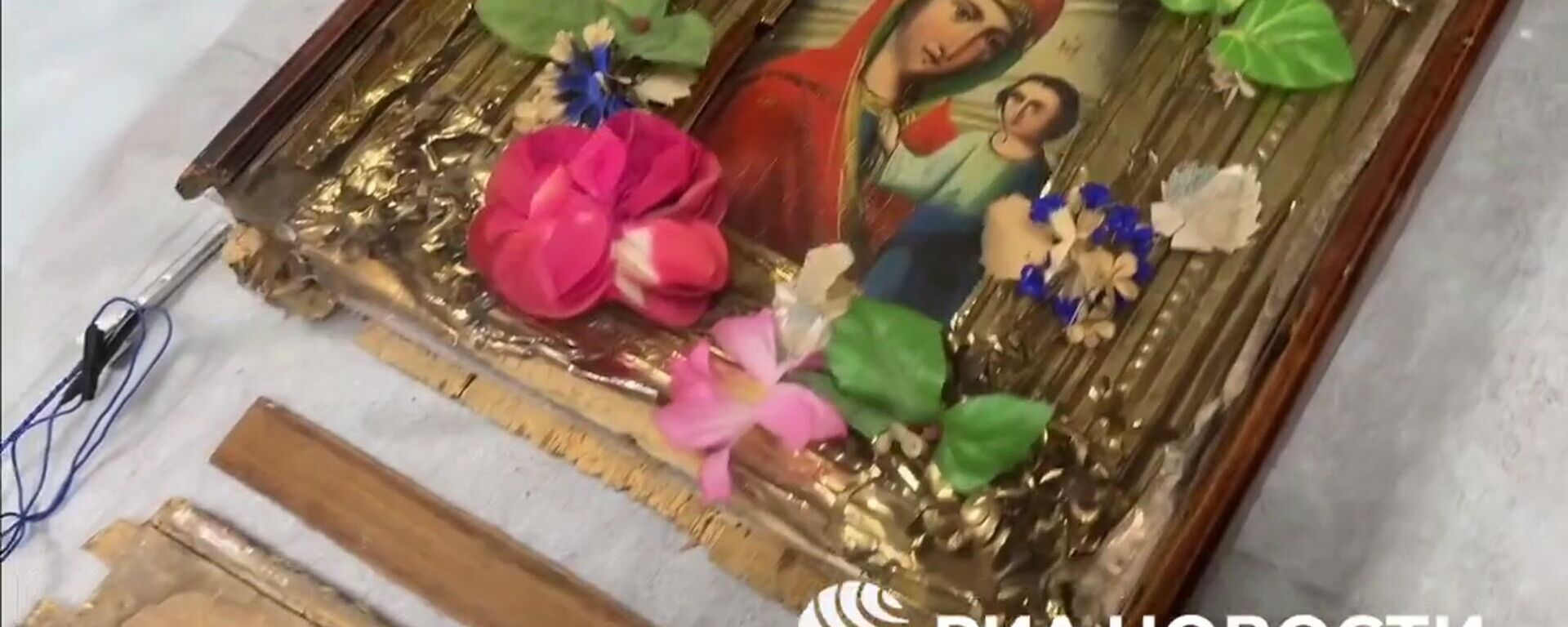 Икона, с помощью которой россиянка планировала совершить теракт в здании УФСБ - Sputnik Литва, 1920, 25.08.2025