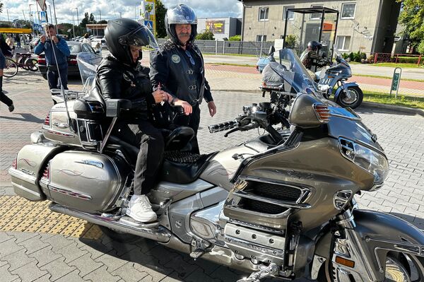 На фото: участники Beach Bike Fest 2025. - Sputnik Литва