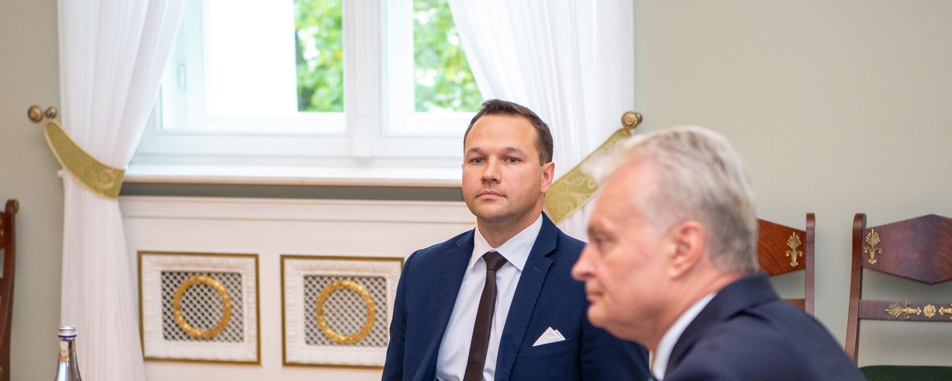 Кандидат на пост министра экономики Эдвинас Грикшас и президент Литвы Гитанас Науседа - Sputnik Литва, 1920, 28.08.2025