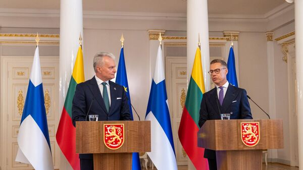 Президенты Литвы и Финляндии Гитанас Науседа и Александр Стубб  - Sputnik Литва