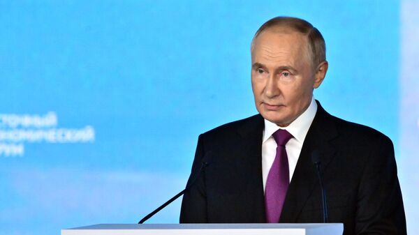 Выступление Владимира путина на пленарной сессии ВЭФ - Sputnik Литва