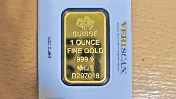 Золотой слиток, обнаруженный белорусскими таможенниками - Sputnik Литва