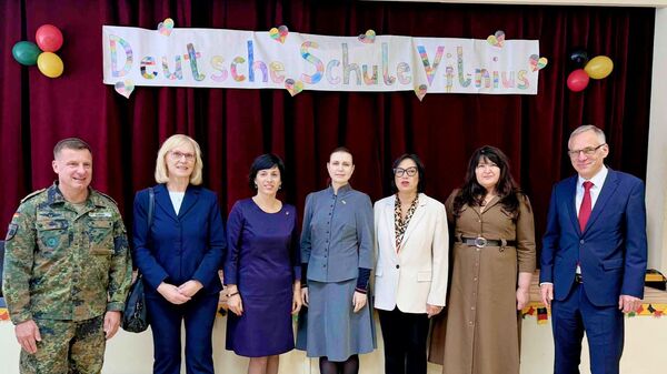 Открытие школы Deutsche Schule Vilnius для детей солдат немецкой бригады в Вильнюсе - Sputnik Литва