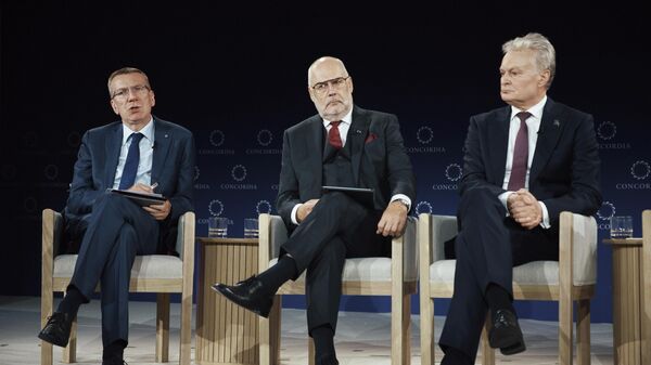 Президенты Латвии, Эстонии и Литвы Эдгар Ринкевич, Алар Карис и Гитанас Науседа - Sputnik Литва