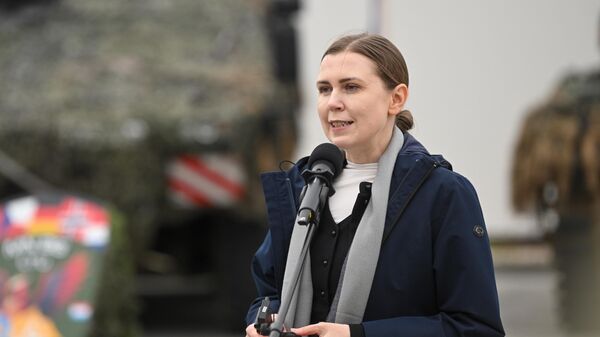 Министр обороны Литвы Довиле Шакалене - Sputnik Литва