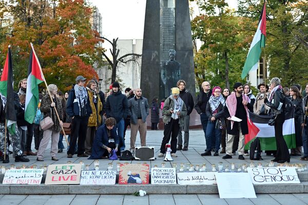 В центре Вильнюса прошла акция против израильских атак на сектор Газа. - Sputnik Литва