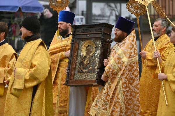 На фото: чудотворная икона Виленской Божей Матери (&quot;Знамение&quot;). - Sputnik Литва